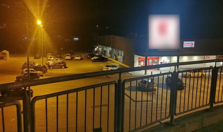 Грабеж в хипермаркет в Сандански, разбити няколко здрави прегради