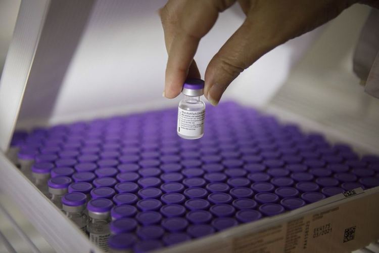Франция започва да произвежда ваксината на Pfizer/BioNTech