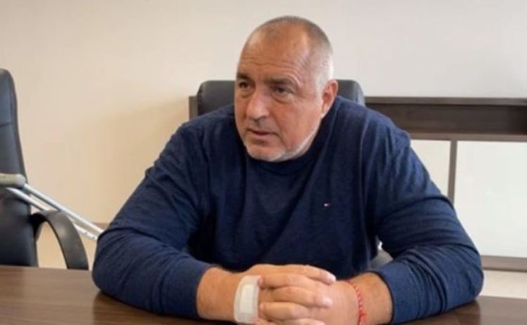 Борисов представи новия кабинет от болницата