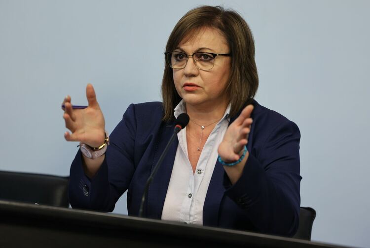 Нинова: Няма да подкрепим правителството на Трифонов