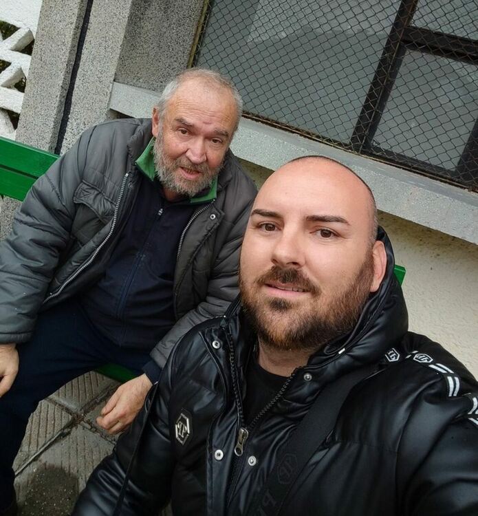 Намериха дом за останалия на улицата учител дядо Лазар