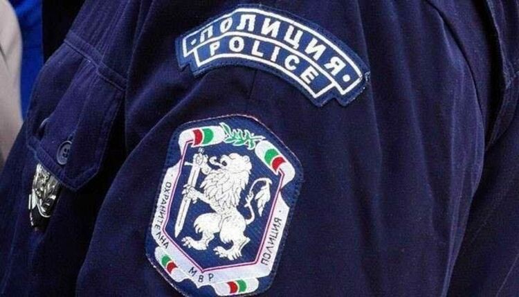 Тийнейджъри пребиха момче и се хвалят с клип в нета