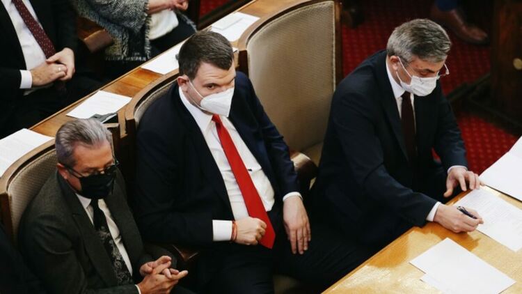 Карадайъ, Пеевски и Цонев сезират ДАНС след публикация на Бърд.бг