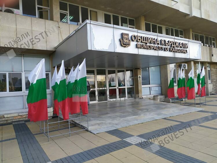 През 2021 година община Кърджали подпомогна финансово 93 жители, нуждаещи се от лечение