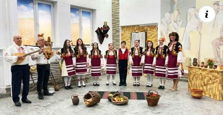 Дъжд от награди за Йовковци на Националния конкурс за детско творчество '' Коледна звезда ''