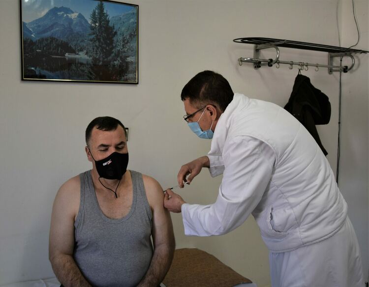 Недоразумение за малко не забави ваксинацията в Ардино