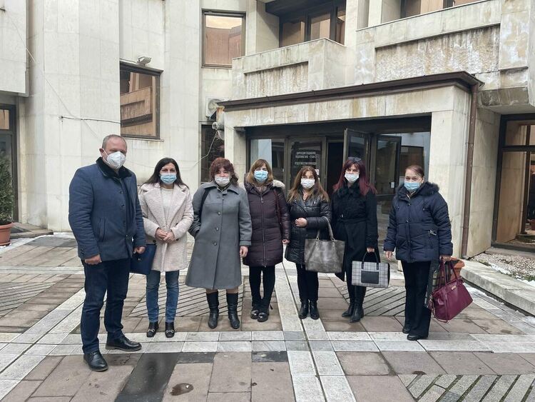 Кабинет за неотложна помощ ще има. Търсят се спешно специалисти