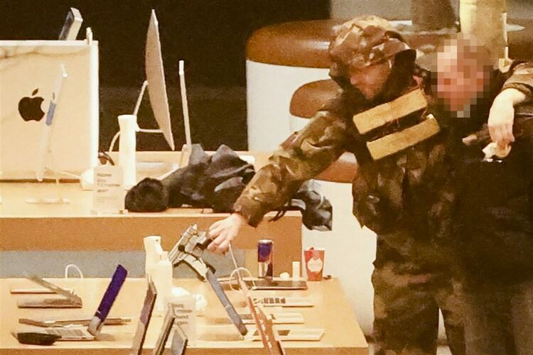 Българин държан за заложник при обир в Амстердам