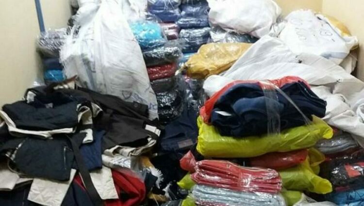 Откриха при полицейска акция стоки ментета в два хасковски магазина 