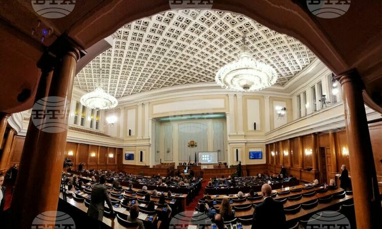 БСП предлага връщане на хартиените бюлетини