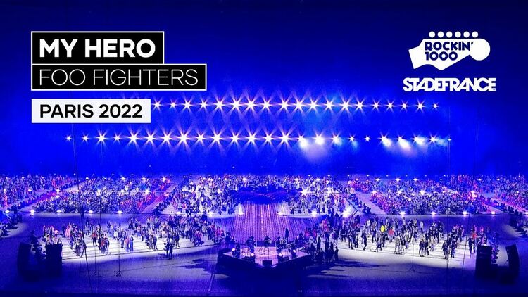 Хиляда музиканти свирят заедно My Hero на Foo Fighters