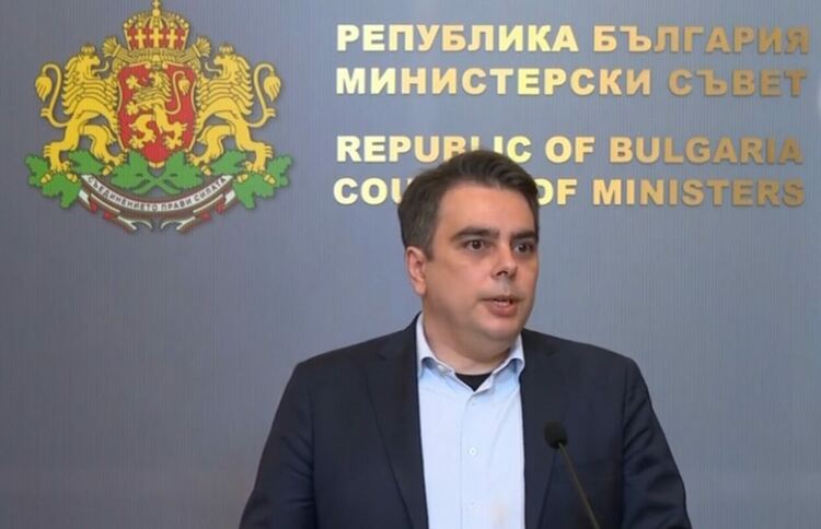 Правителството прие плана за въвеждане на еврото, обяви Асен Василев