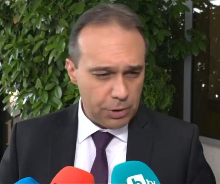 Министър Заков: Пътищата имат проблеми, но това не може да е  сметка на социалния статус на гражданите
