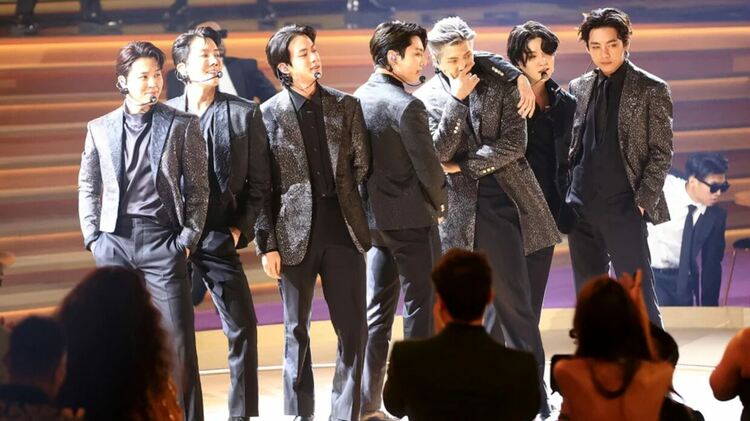 BTS обявиха, че спират кариерата си като група и се съсредоточват върху собствени изяви