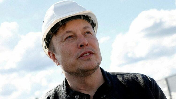 Мъск: Заводите на "Тесла" в Берлин и Тексас губят милиарди