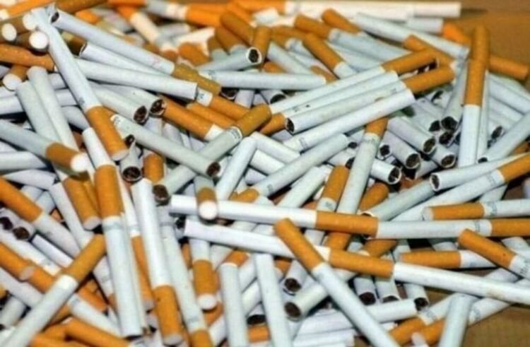 8400 къса контрабандни цигари откриха в товарен "Мерцедес" от Икономическа полиция