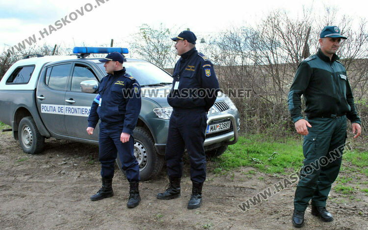 Оставиха в ареста рецидивист, шофирал дрогиран и подпомогнал мигранти