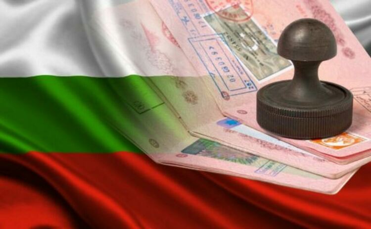България спира приемането на документи за туристически визи за граждани на Русия