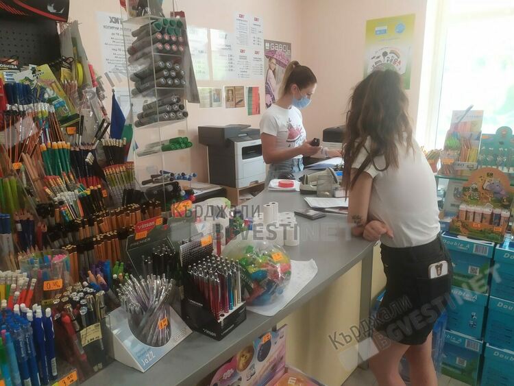 Започна надпреварата за парите на първолаците в Кърджали, хит са лаптопите за онлайн обучение