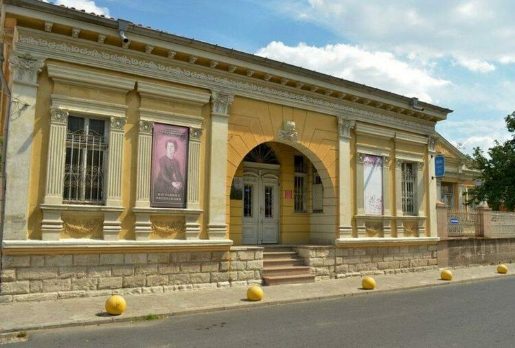 Обновяват хасковската галерия „Атанас Шаренков“ и читалището във Войводово