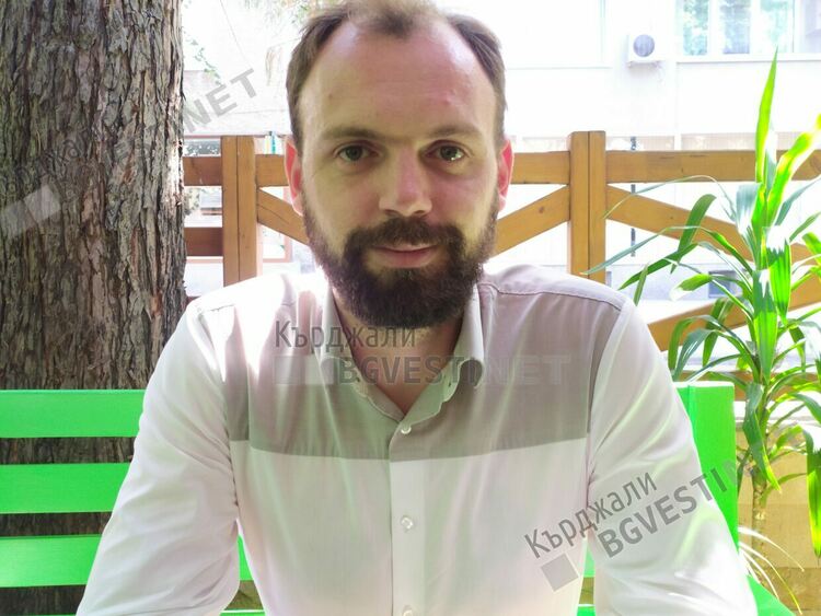 Мустафа Емин: Демократичната общност е изтласкана в кьошето,да се обединим!