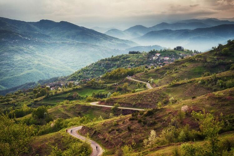 Жега в петък, но идва студен фронт