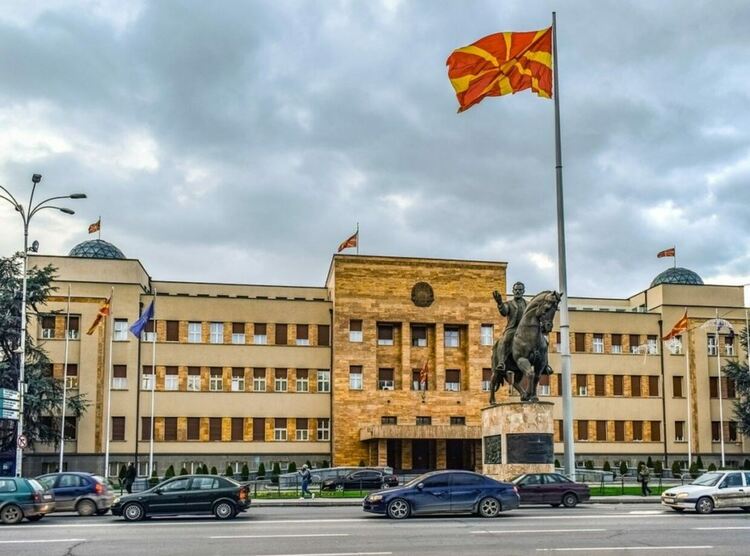 ВМРО-ДПМНЕ предлага закон за забрана на българските сдружения