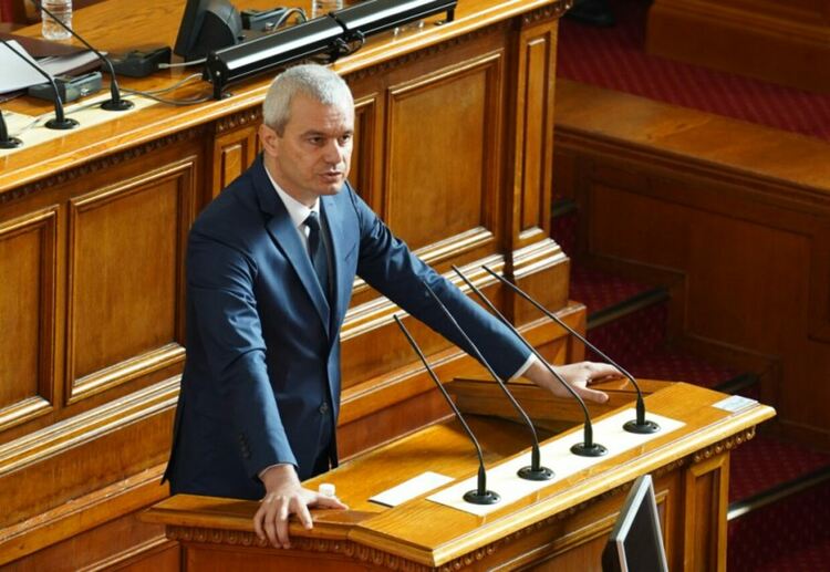 Костадин Костадинов: Тук сме да преосновем България