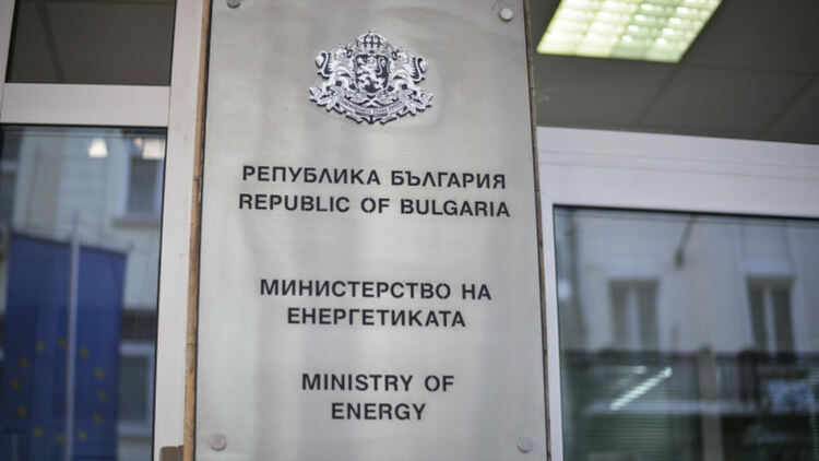 Министерството на енергетиката няма да внася предложение за двойна тарифа на тока за битовите потребители