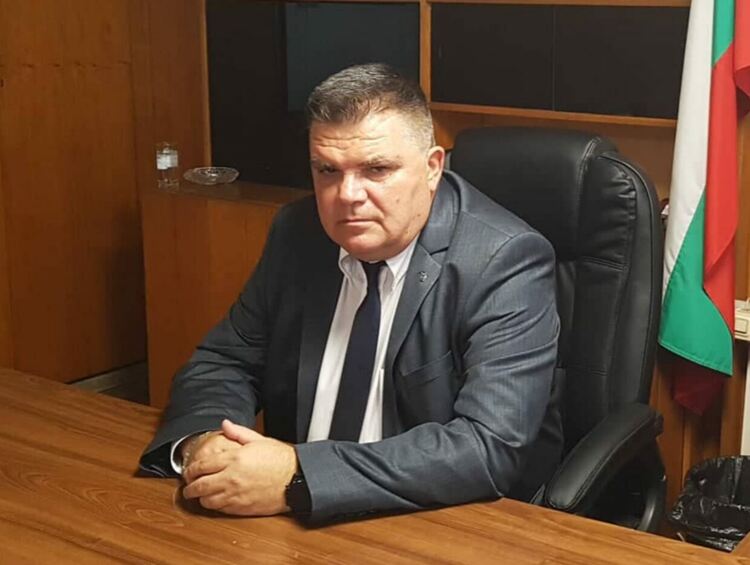 Наградиха 53 полицаи от Хасковско за професионалния им празник