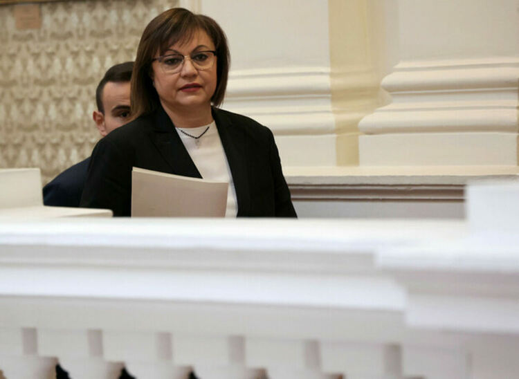 Нинова пита главния прокурор за разследването на оградата по българо-турската граница