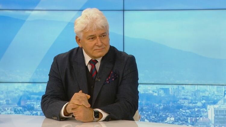 Проф. Пламен Киров: България се намира състояние на конституционна криза