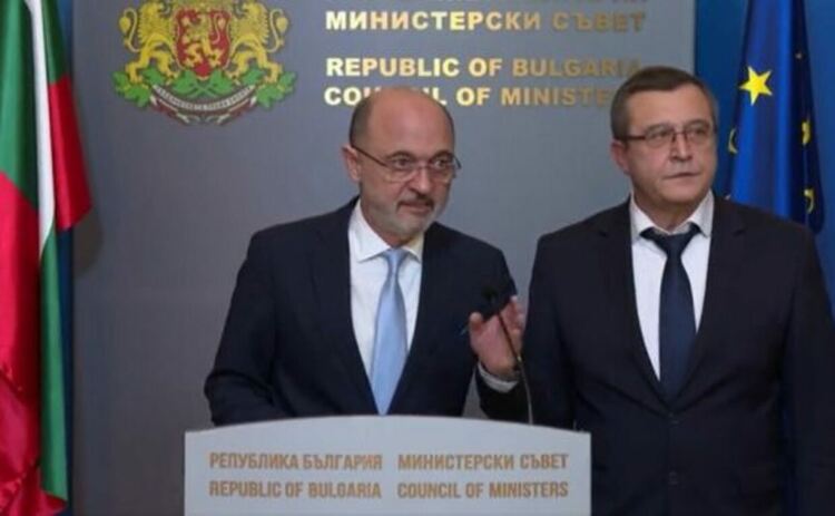 През грипната ваканция ще се учи онлайн само ако е дълга