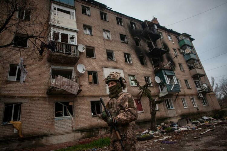Ролята на "Вагнер" във войната в Украйна, бюджетни дефицит на Русия - коментари в западни медии