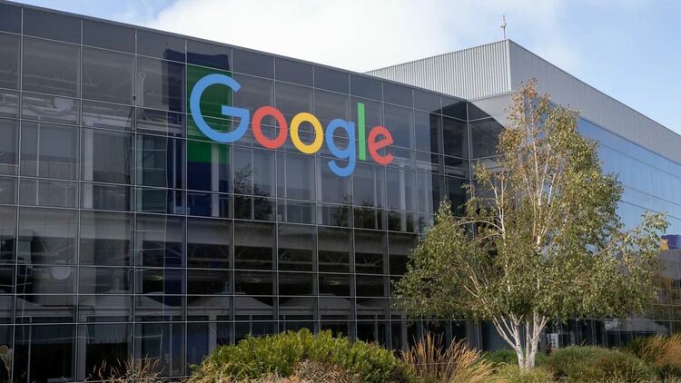 Компанията майка на Google съкращава 12 000 служители