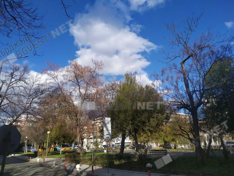 Предимно облачно в Кърджали днес, минусови температури