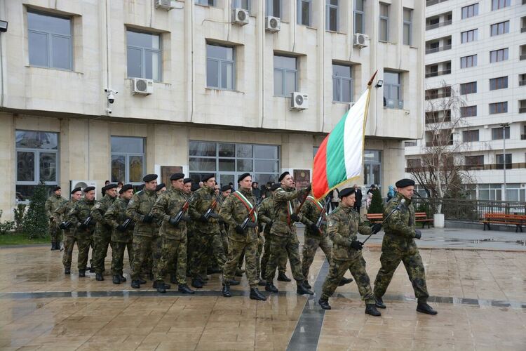 Асеновград отпразнува 145-тата годишнина от Освобождението на България (снимки)