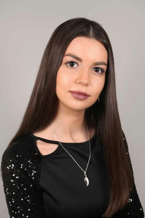 Мария Павлова от "Паисий" е финалист на олимпиадата по БЕЛ
