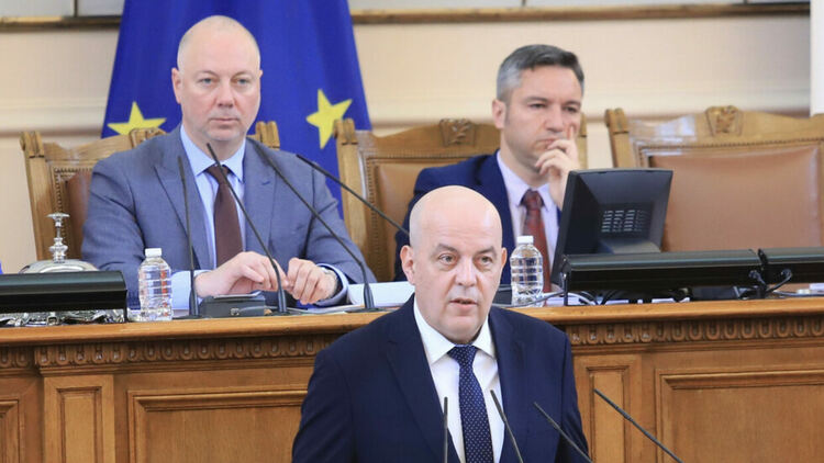 Шефът на разузнаването: Няма изисквания за одобряване от чужди посолства на назначения
