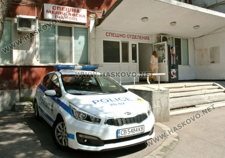 Хасковлия с Опел се заби в дърво и скат