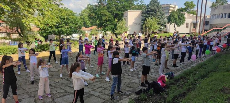 Летен градски лагер за малчуганите в Кърджали