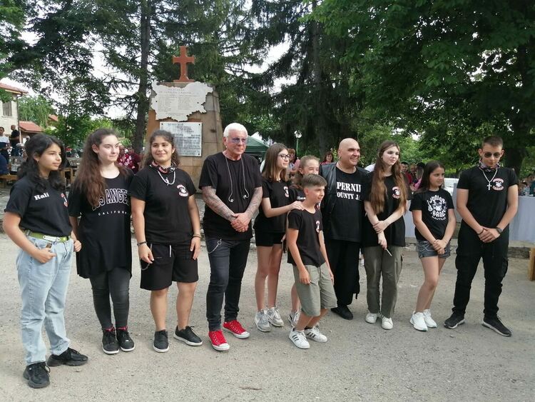 Рокаджиите от "Наутилус" разбраха какво е да си подгряваща група на звезди