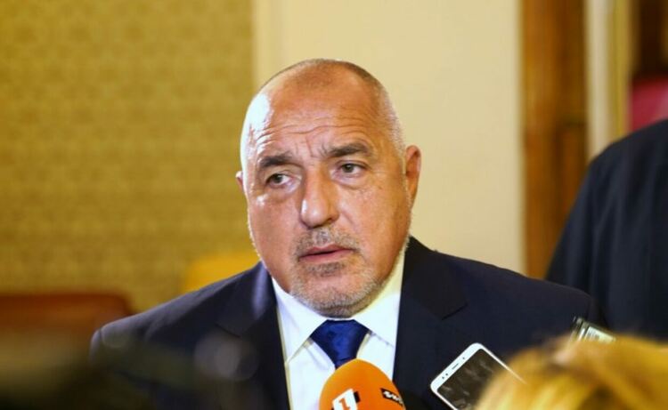 Борисов отговори на президента: От първия ден на войната България изнася огромно количество оръжие за Украйна