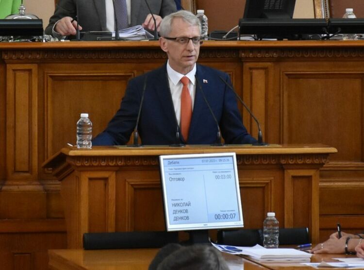 Не пращаме в Украйна жива сила, не даваме нищо, което застрашава нашата боеспособност