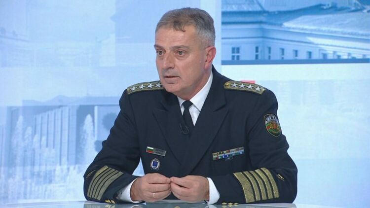 Началникът на отбраната: България може да приеме още сили на НАТО на своя територия