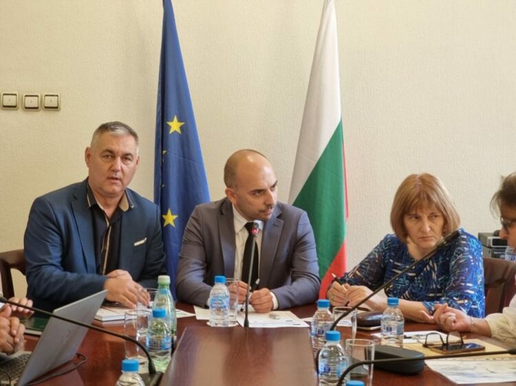 Започна работа информационната електронната система за запорите върху имущество
