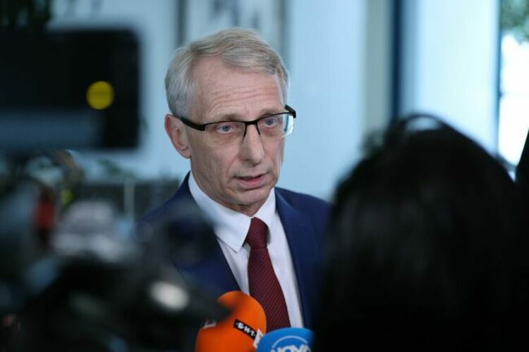 Николай Денков: Има много сериозна дезинформация, СЕМ очевидно не си върши работата