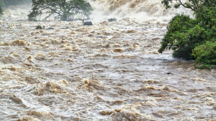 МОСВ: Опасност от поройни наводнения във водосборите на реките Искър, Марица и Места