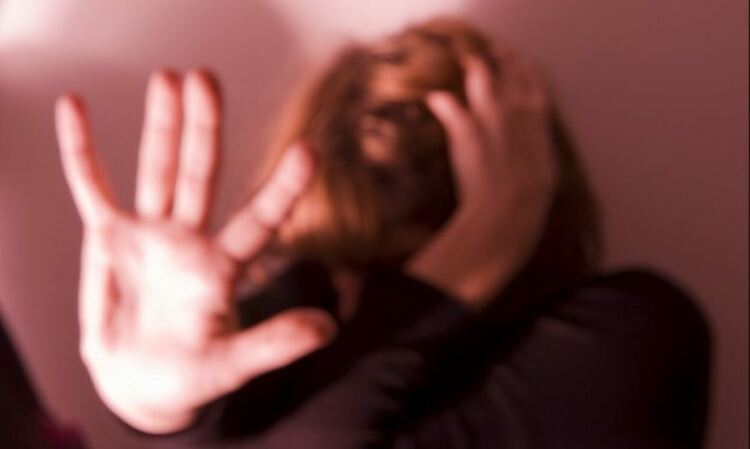 Задържаха в Кърджали мъж ,пребил жена си в дома им