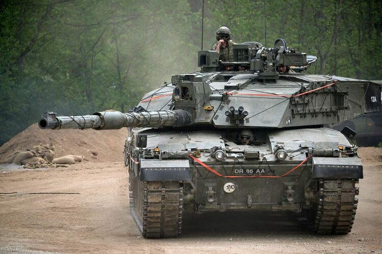 За първи път в историята британски танк Challenger 2 е унищожен от противников огън